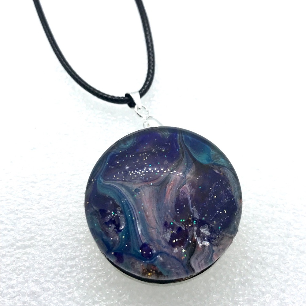 Statement Snap pendant with handmade 30mm snap SJ30 simple round StyleDot